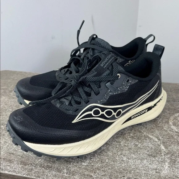 Saucony Women's Peregrine 15 Shoe Size 9.5 black cream trail walk hike outdoor - Picture 3 of 7